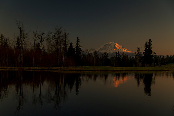 Mount Rainier At Sunset