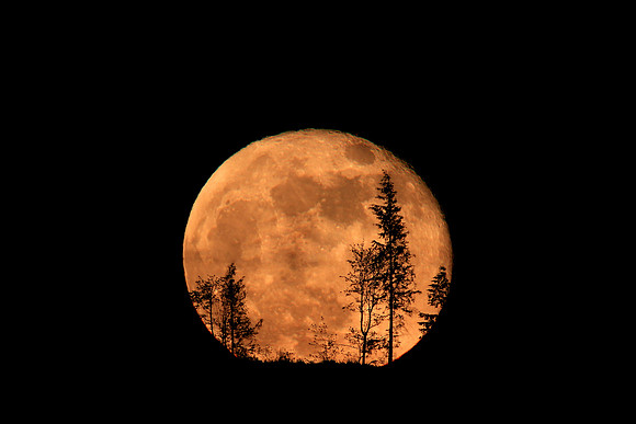 Super Moon